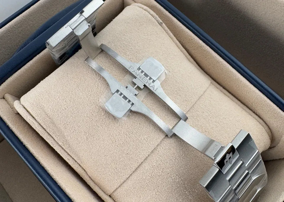Panerai Luminor Due Luna Watch 38mm PAM01301