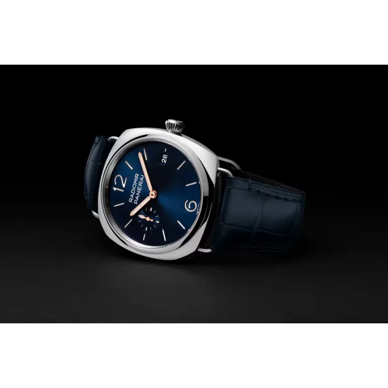 Panerai Radiomir Quaranta Watch 40mm PAM01571/PAM01572