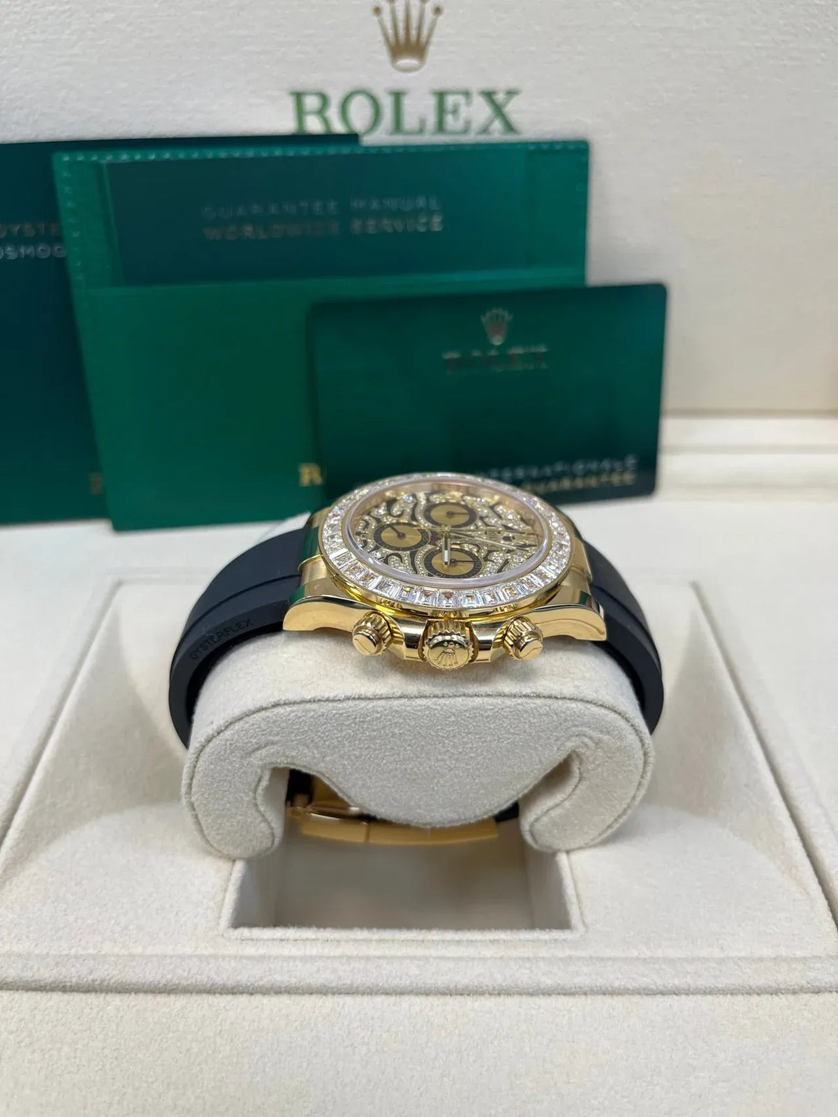 Rolex Cosmograph Daytona Watch 40mm 116588TBR
