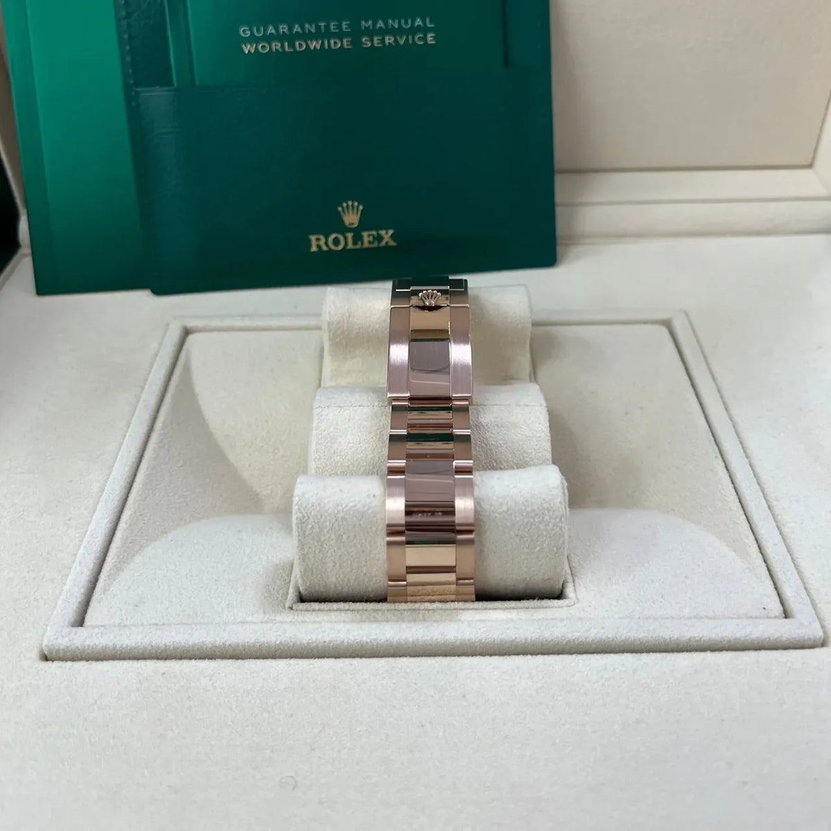 Rolex Cosmograph Daytona Watch 40mm 116595RBOW
