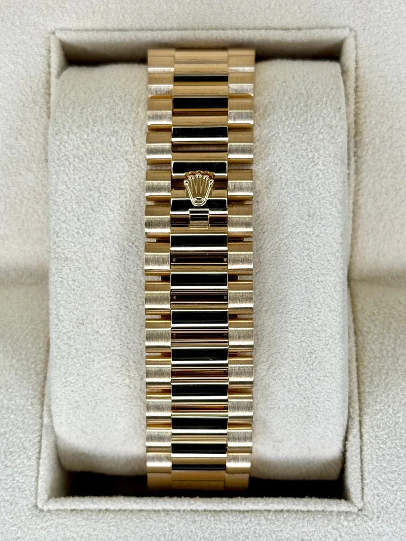 Rolex Day-Date 40 Watch 40mm 228238