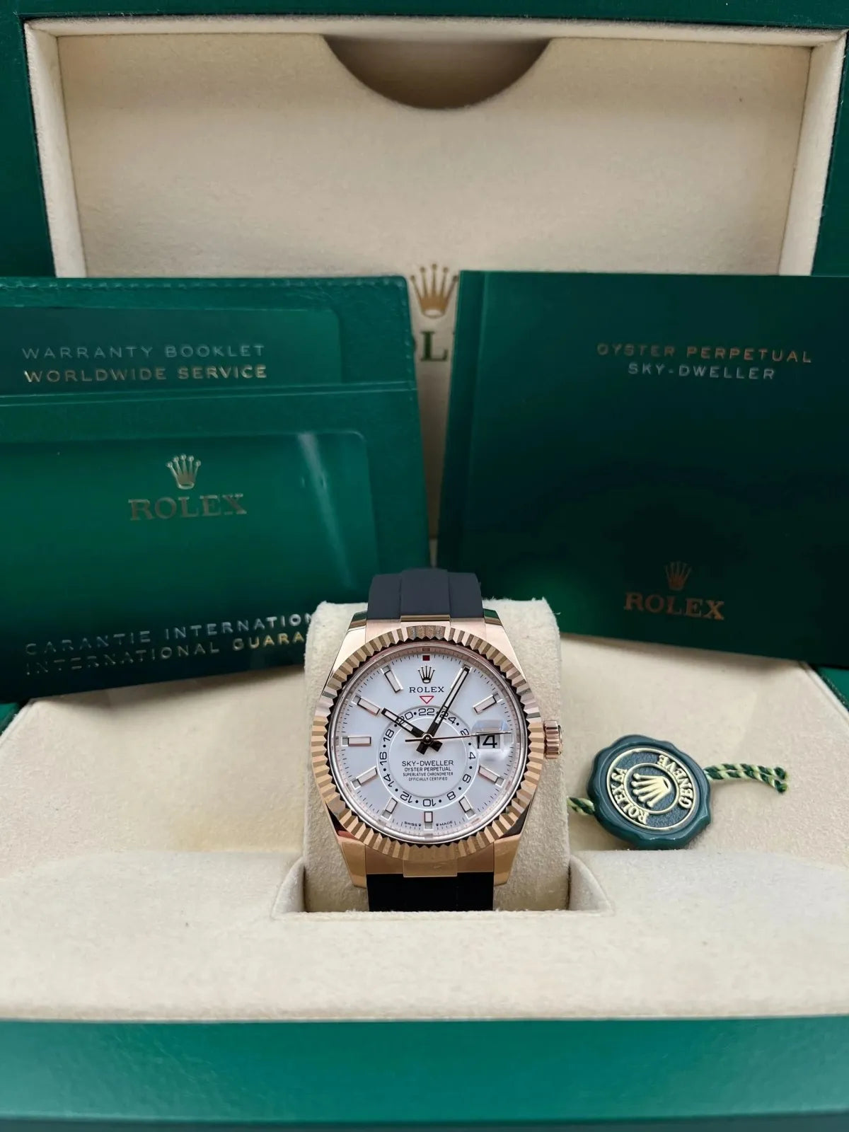 Rolex Sky-Dweller Watch 42mm 336235