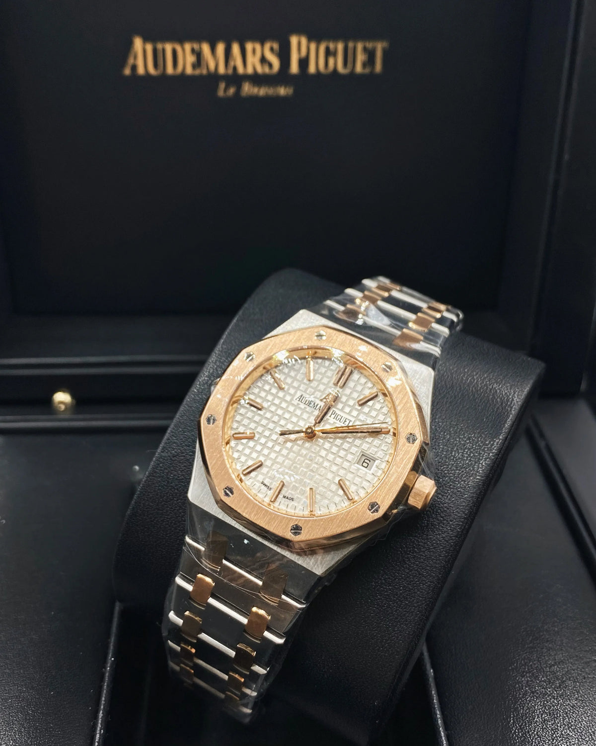 Audemars Piguet Royal Oak Watch 37mm 15450SR.OO.1256SR.01