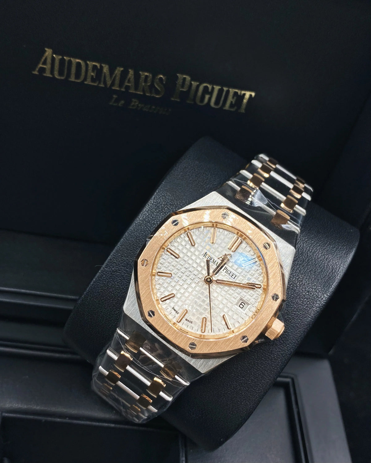 Audemars Piguet Royal Oak Watch 37mm 15450SR.OO.1256SR.01