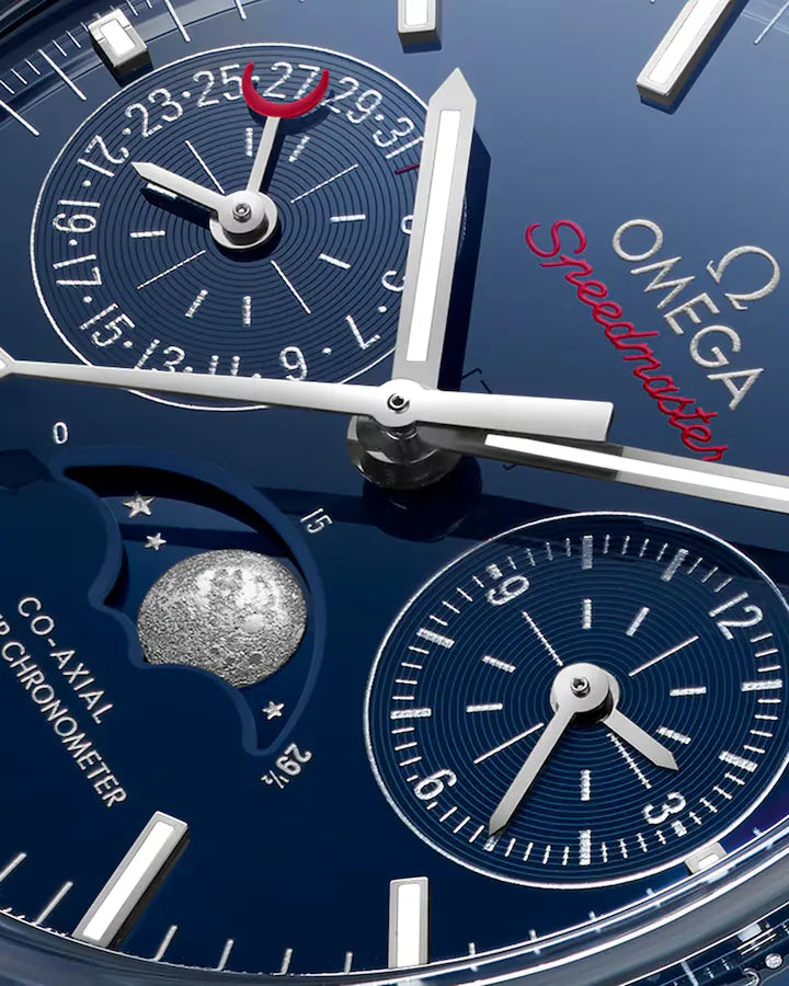 Omega Speedmaster Moonphase Watch 44.25mm 304.93.44.52.03.001