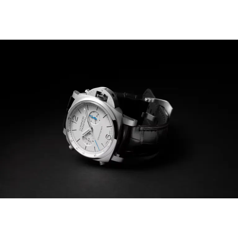 Panerai Luminor Chrono Watch 44mm PAM01109/PAM01218