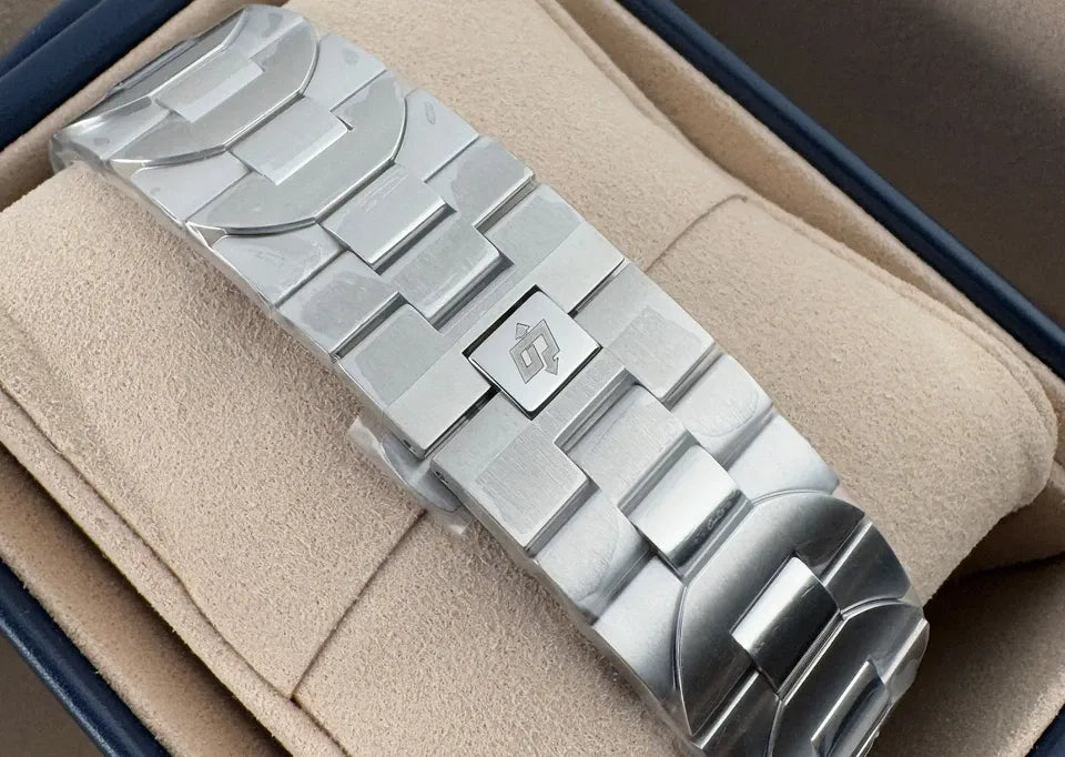 Panerai Luminor Due Luna Watch 38mm PAM01301