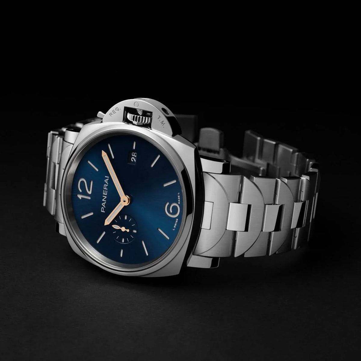 Panerai Luminor Due Watch 42mm PAM01124