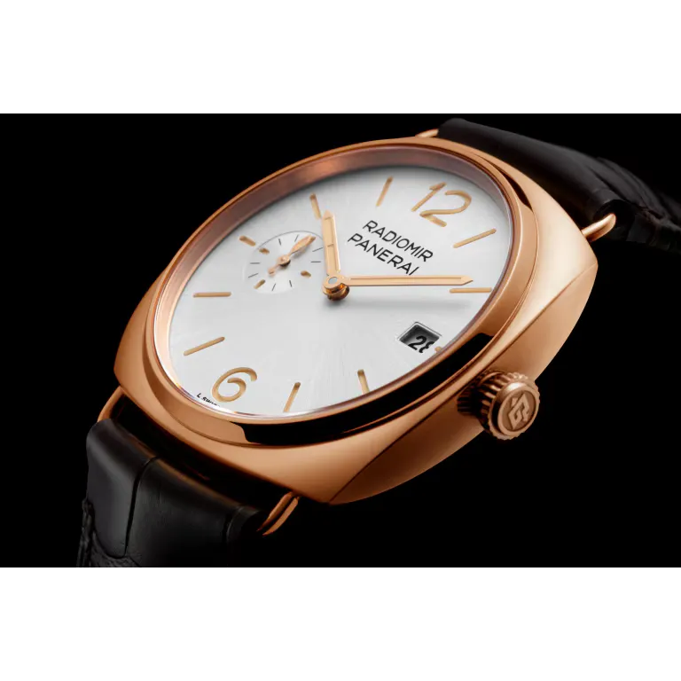 Panerai Radiomir Quaranta Goldtech Watch 40mm PAM01026
