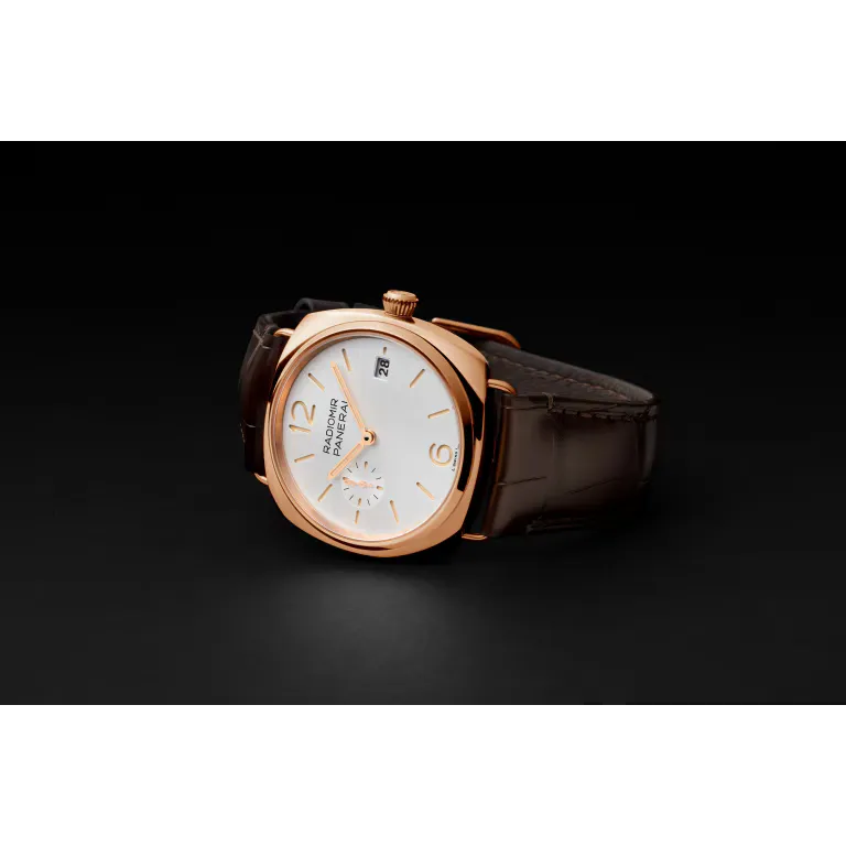Panerai Radiomir Quaranta Goldtech Watch 40mm PAM01026