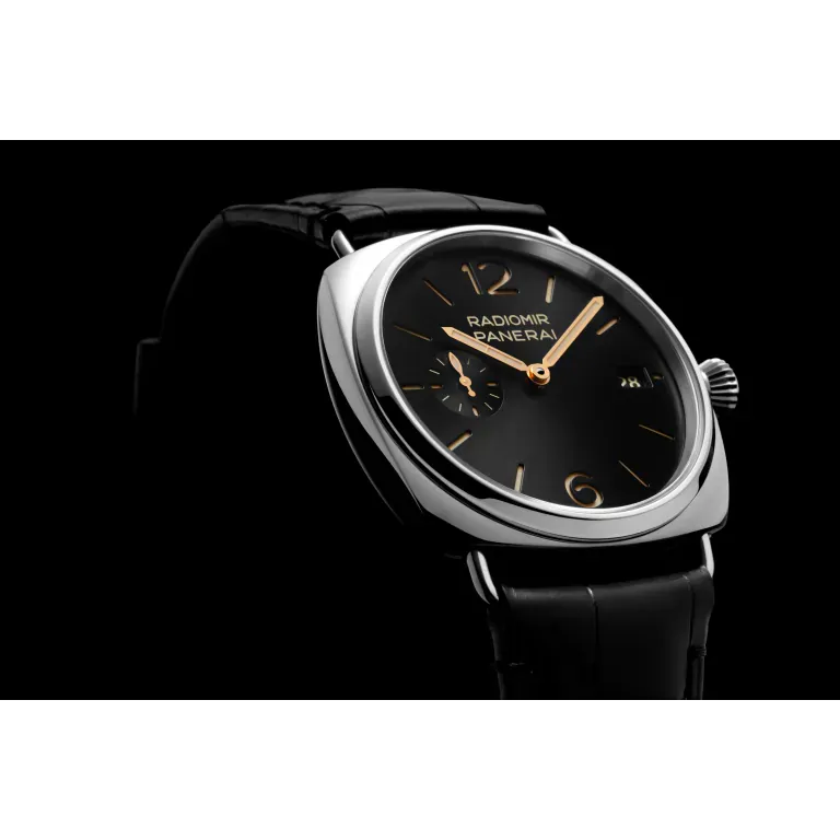 Panerai Radiomir Quaranta Watch 40mm PAM01571/PAM01572