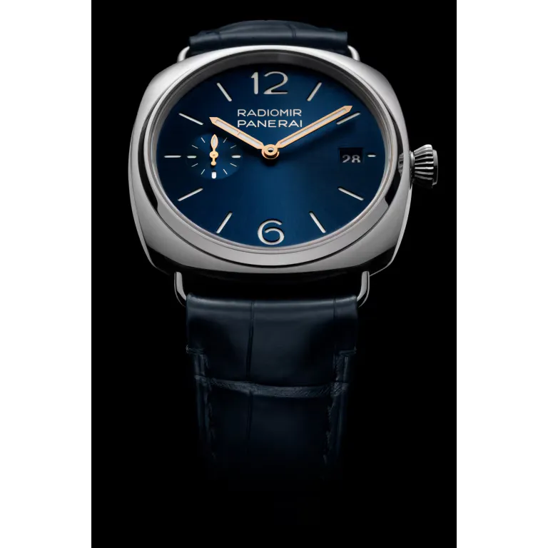 Panerai Radiomir Quaranta Watch 40mm PAM01571/PAM01572