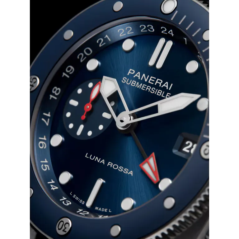 Panerai Submersible GMT Luna Rossa Watch 42mm PAM01507