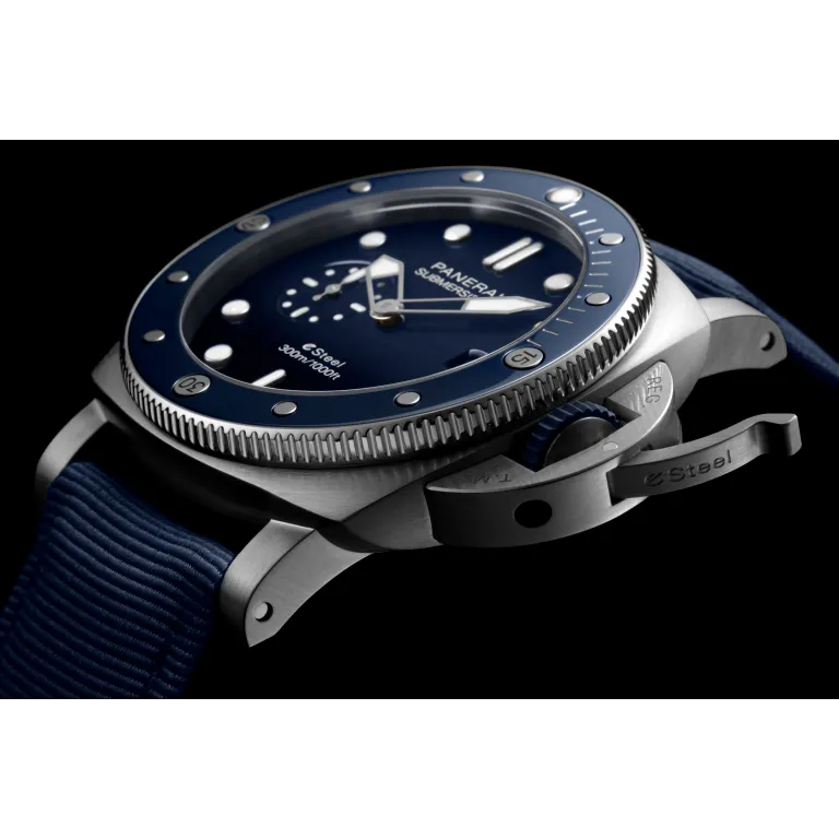 Panerai Submersible QuarantaQuattro Watch 44mm PAM01289