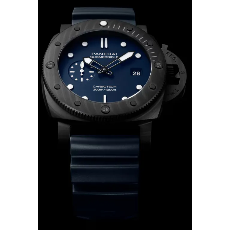 Panerai Submersible QuarantaQuattro Carbotech Watch 44mm PAM01232