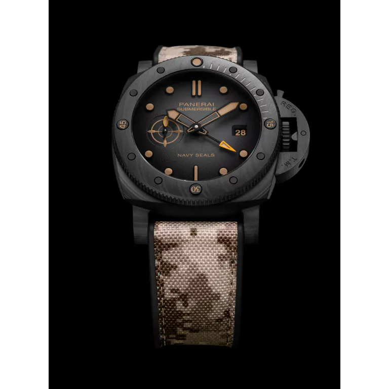 Panerai Submersible QuarantaQuattro GMT Watch 44mm PAM01513