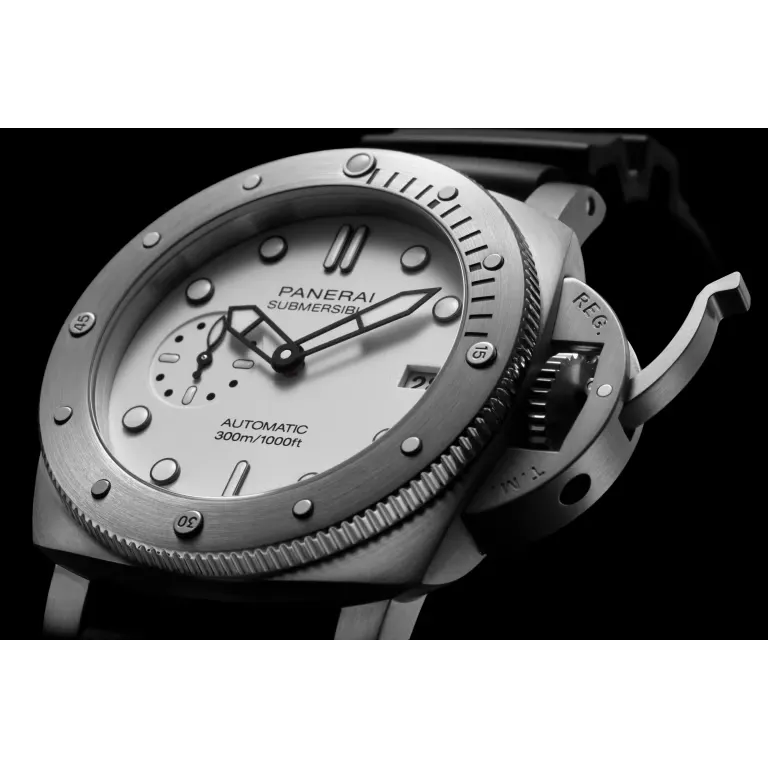 Panerai Submersible Watch 42mm PAM01590