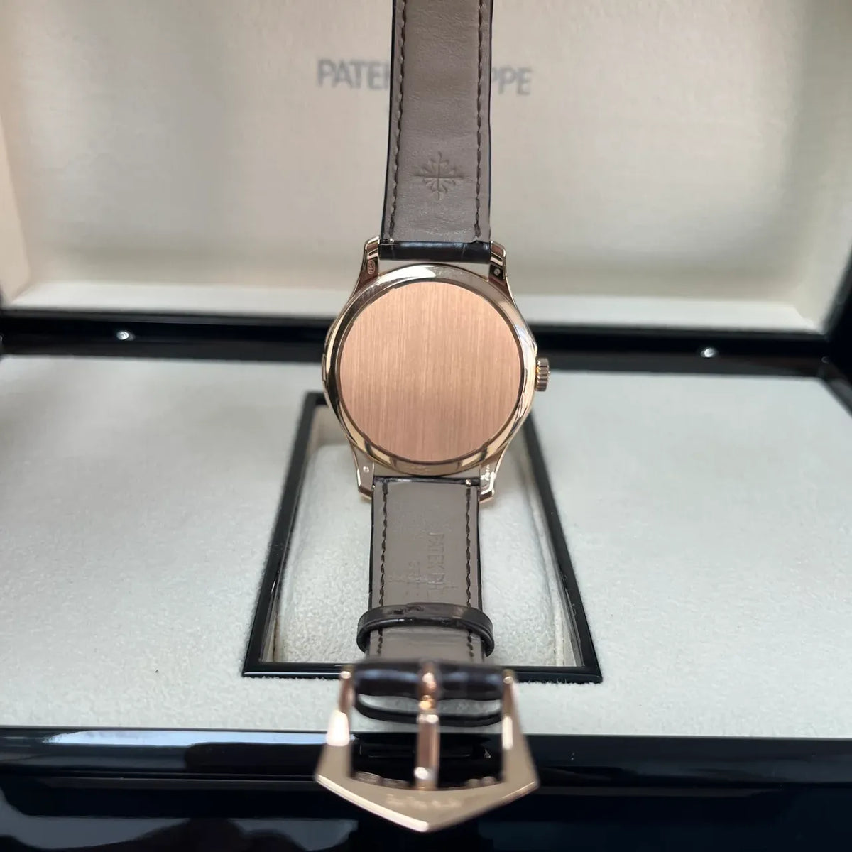 Patek Philippe Calatrava Watch 39mm 5227R-001