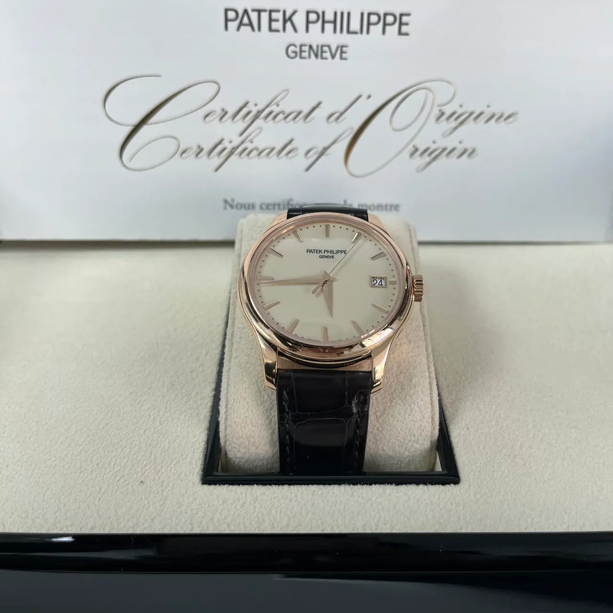 Patek Philippe Calatrava Watch 39mm 5227R-001