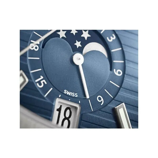 Patek Philippe Nautilus Watch 40.5mm 5726-1A-014