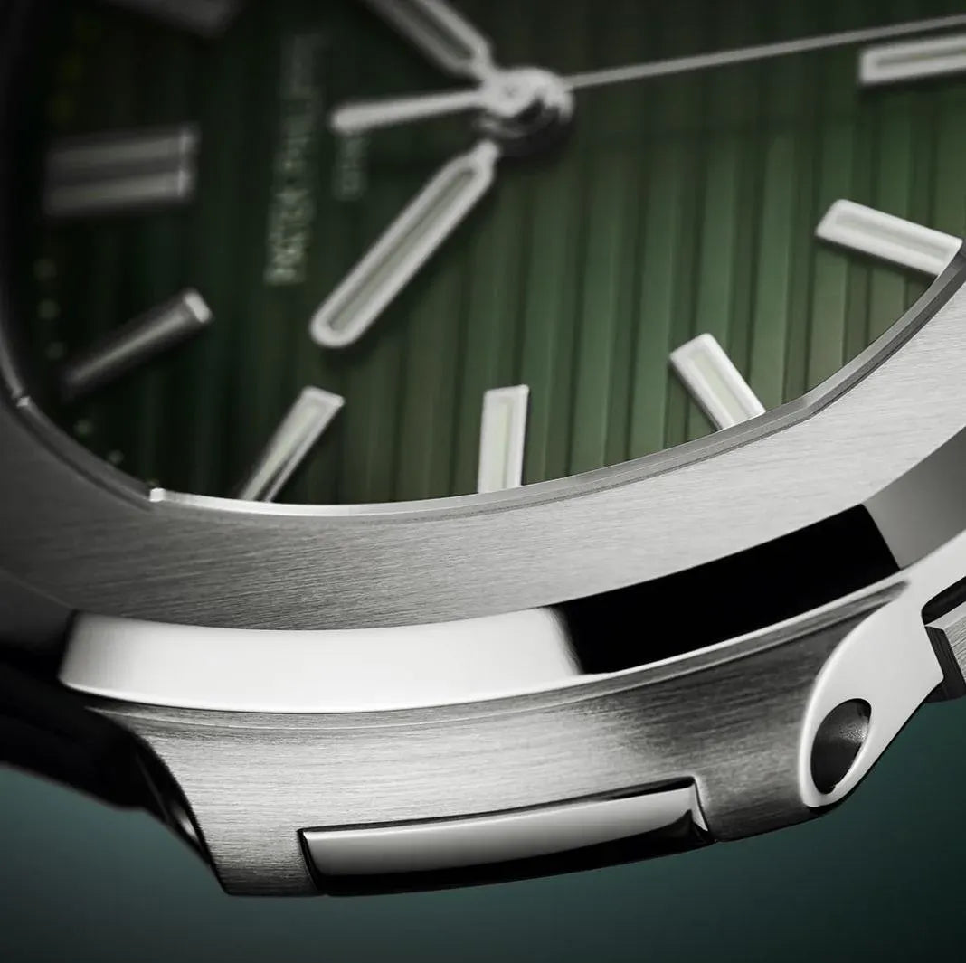 Patek Philippe Nautilus Watch 40mm 5711-1A-014