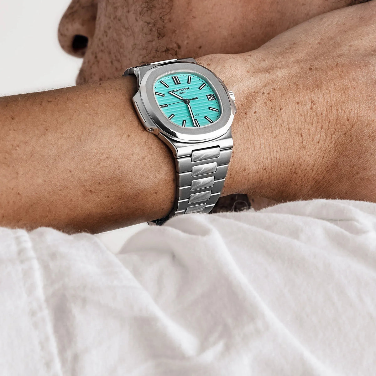 Patek Philippe Nautilus Watch 40mm 5711/1A-018