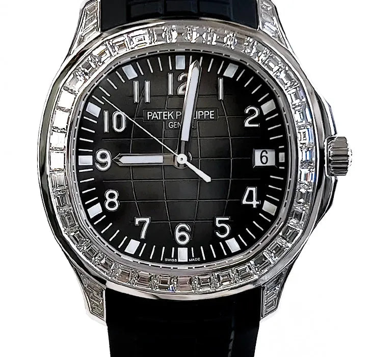 Patek Philippe Aquanaut Watch 40mm 5167/300G-010