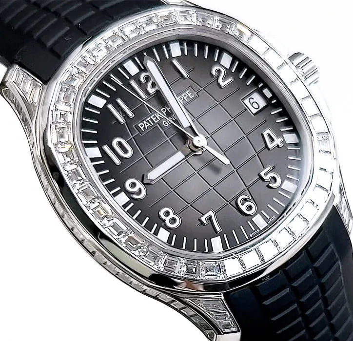Patek Philippe Aquanaut Watch 40mm 5167/300G-010