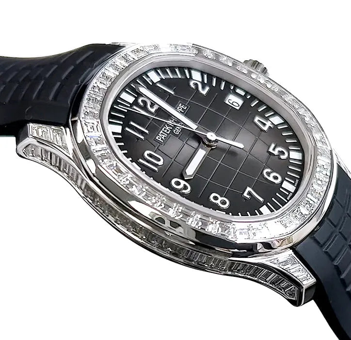 Patek Philippe Aquanaut Watch 40mm 5167/300G-010