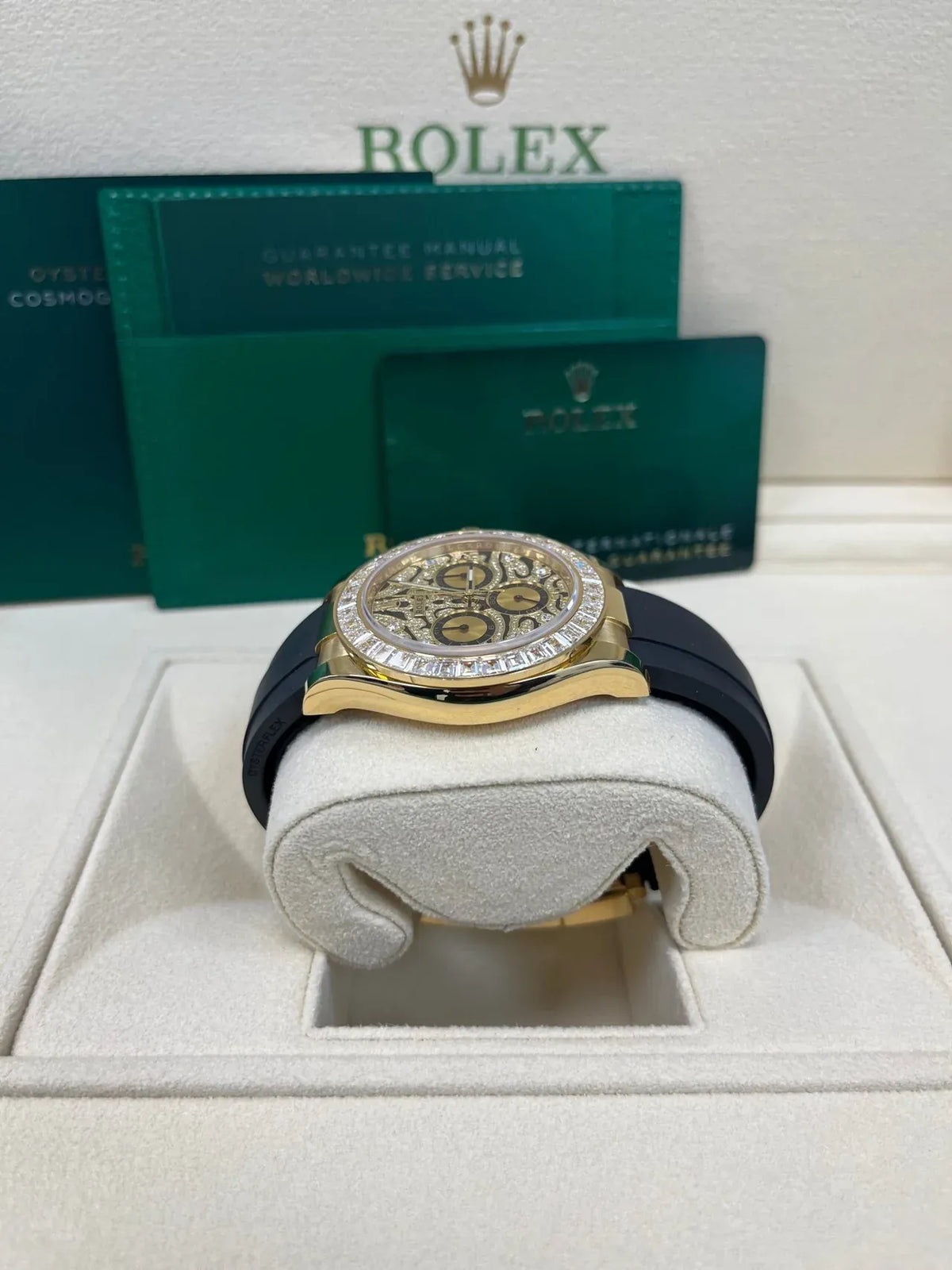 Rolex Cosmograph Daytona Watch 40mm 116588TBR