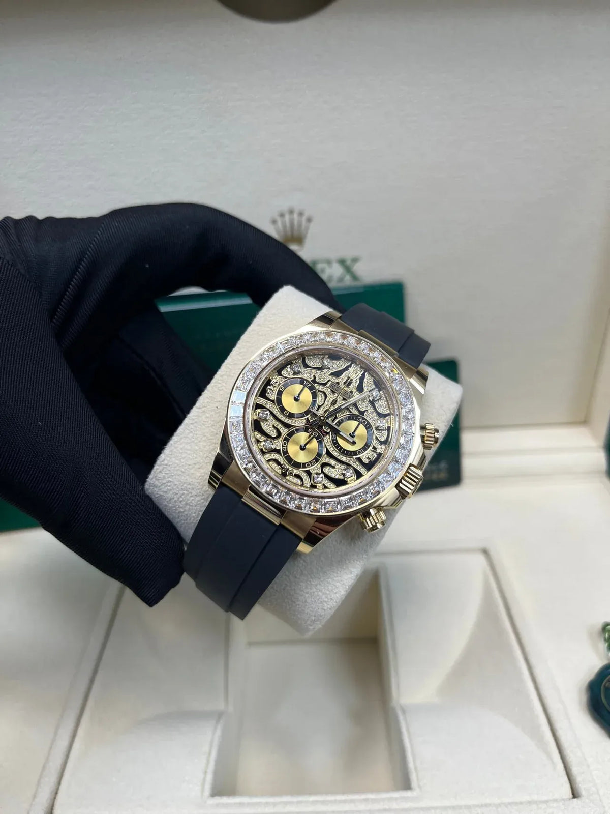 Rolex Cosmograph Daytona Watch 40mm 116588TBR