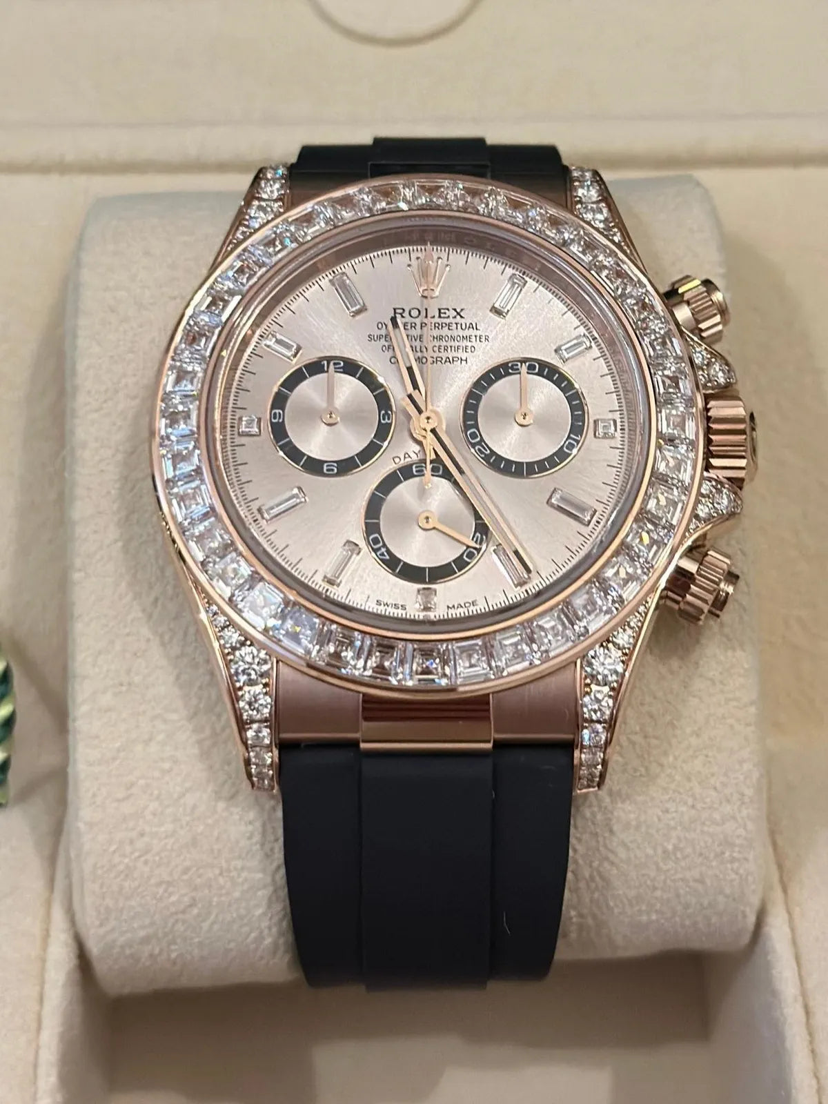 Rolex Cosmograph Daytona Watch 40mm 126535RBR