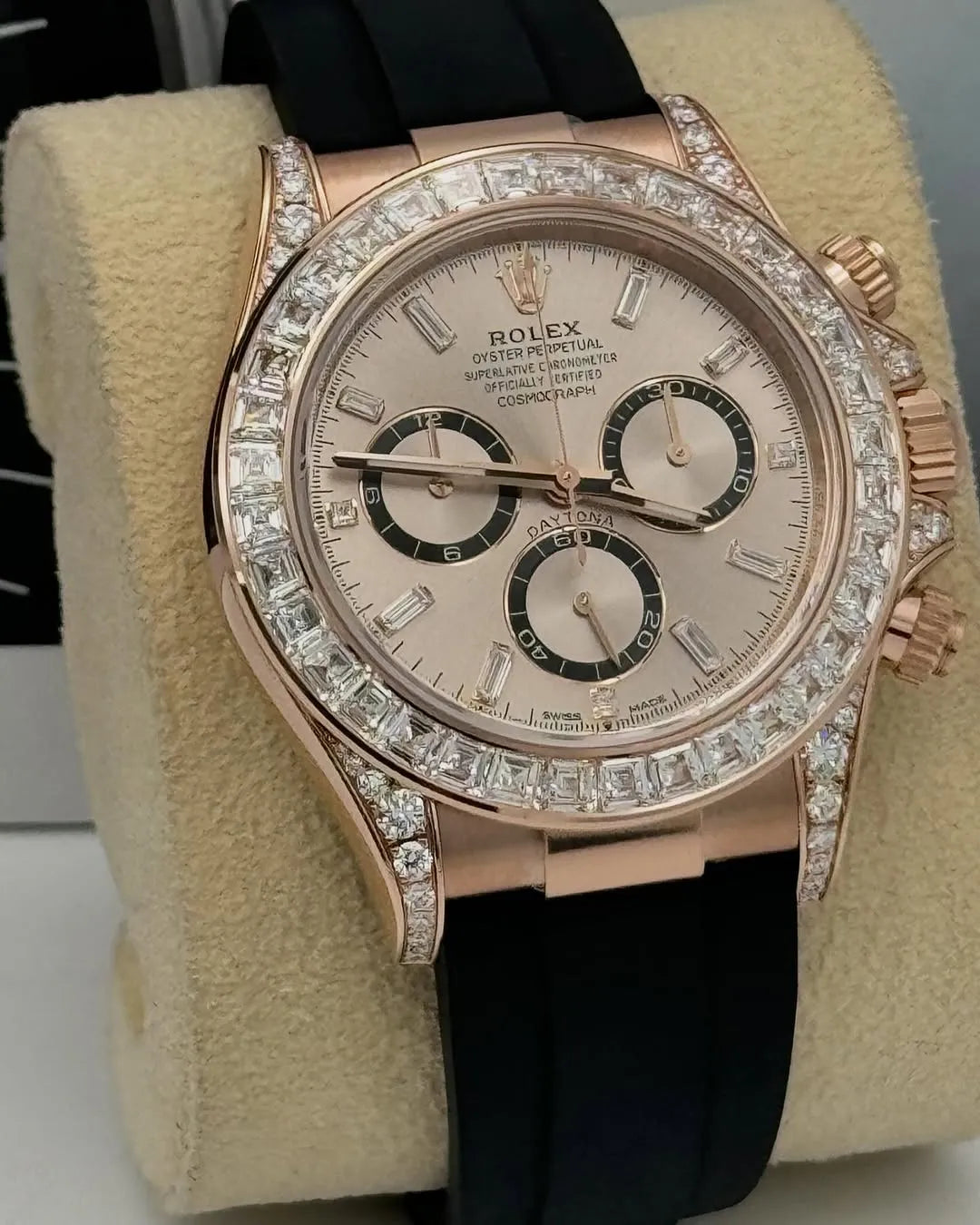 Rolex Cosmograph Daytona Watch 40mm 126535RBR