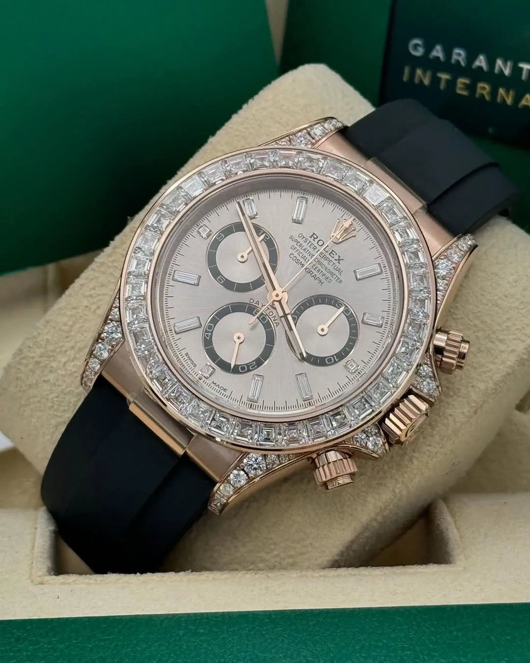 Rolex Cosmograph Daytona Watch 40mm 126535RBR