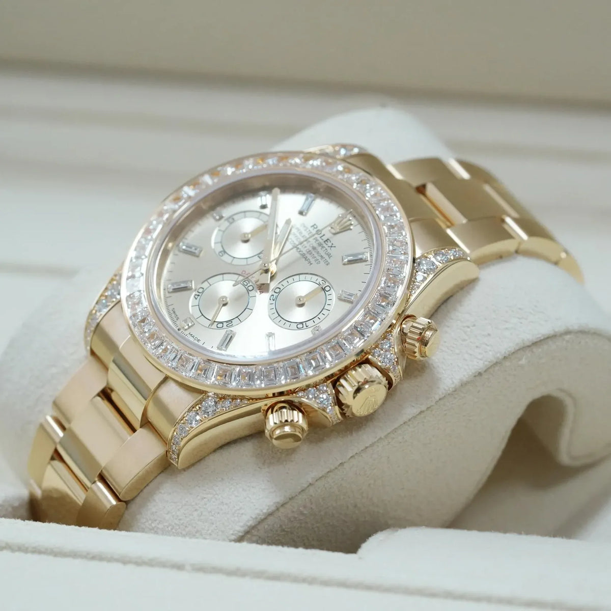 Rolex Cosmograph Daytona Watch 40mm 126598TBR