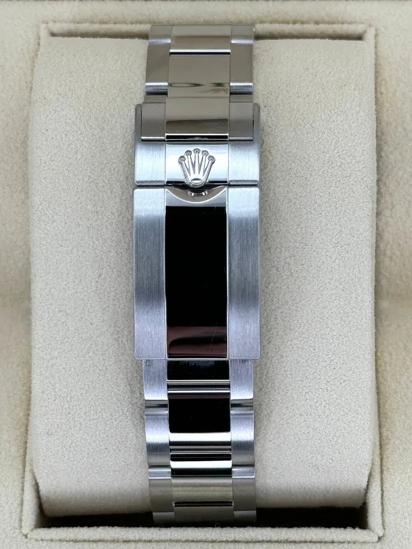 Rolex Cosmograph Daytona Watch 40mm m126506-0001