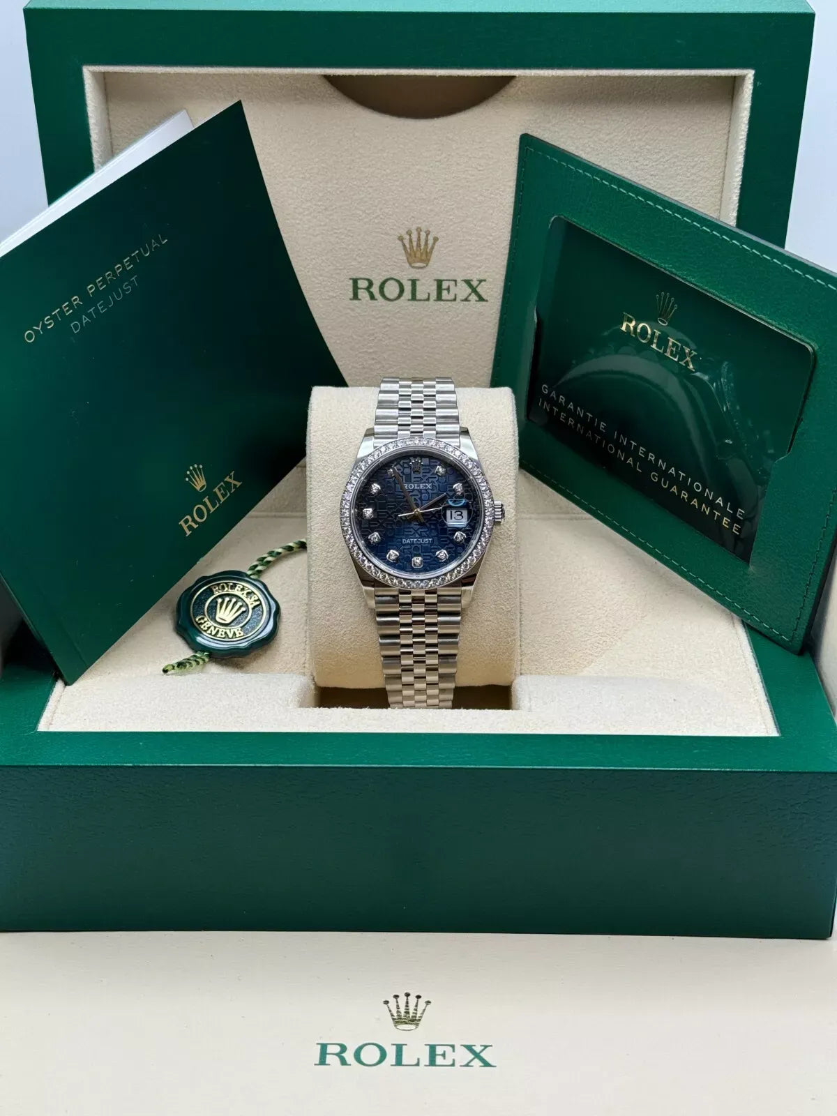 Rolex Datejust 36 Watch 36mm 126284