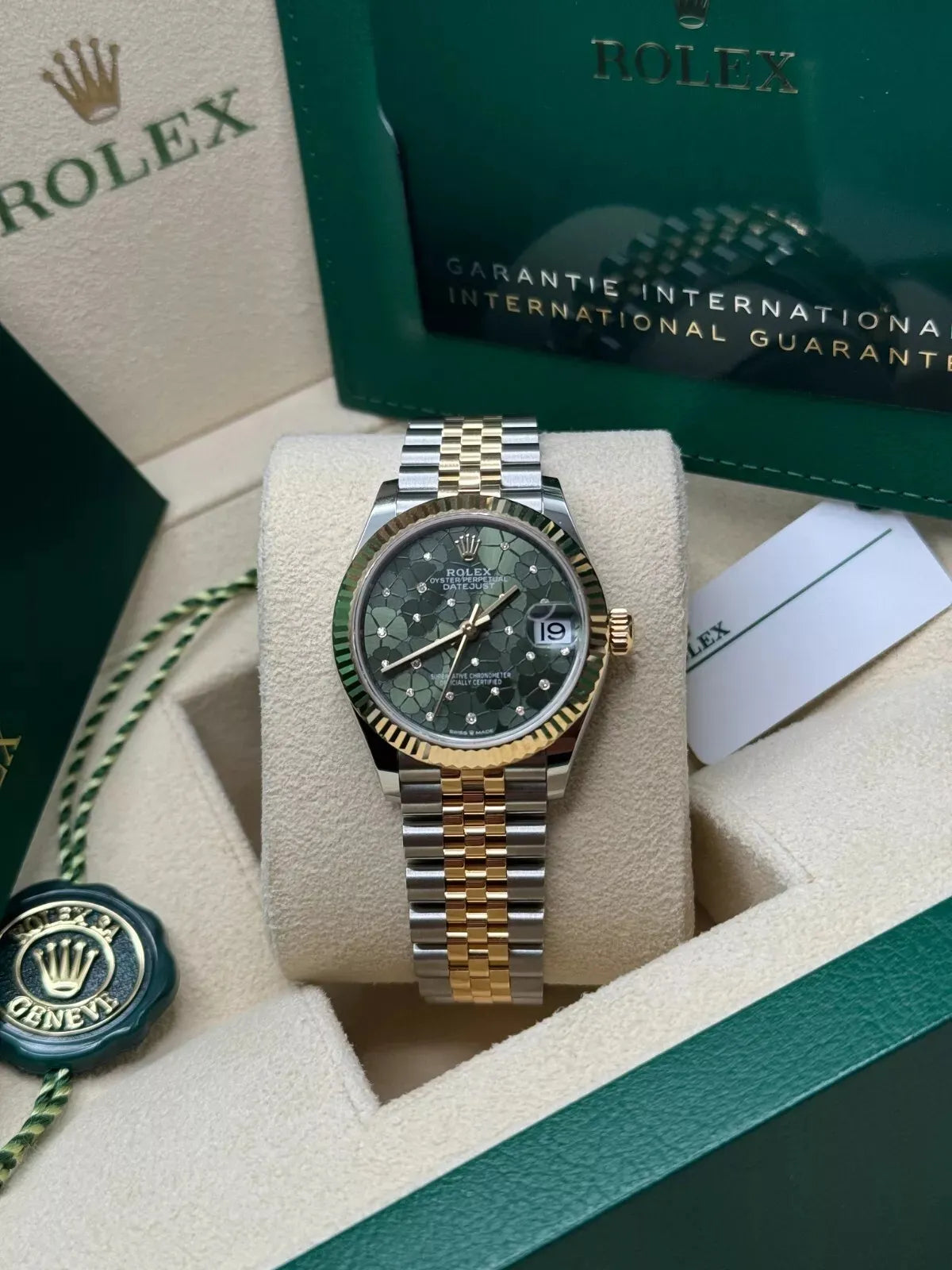 Rolex Datejust Watch 31mm 278273-0031/0032