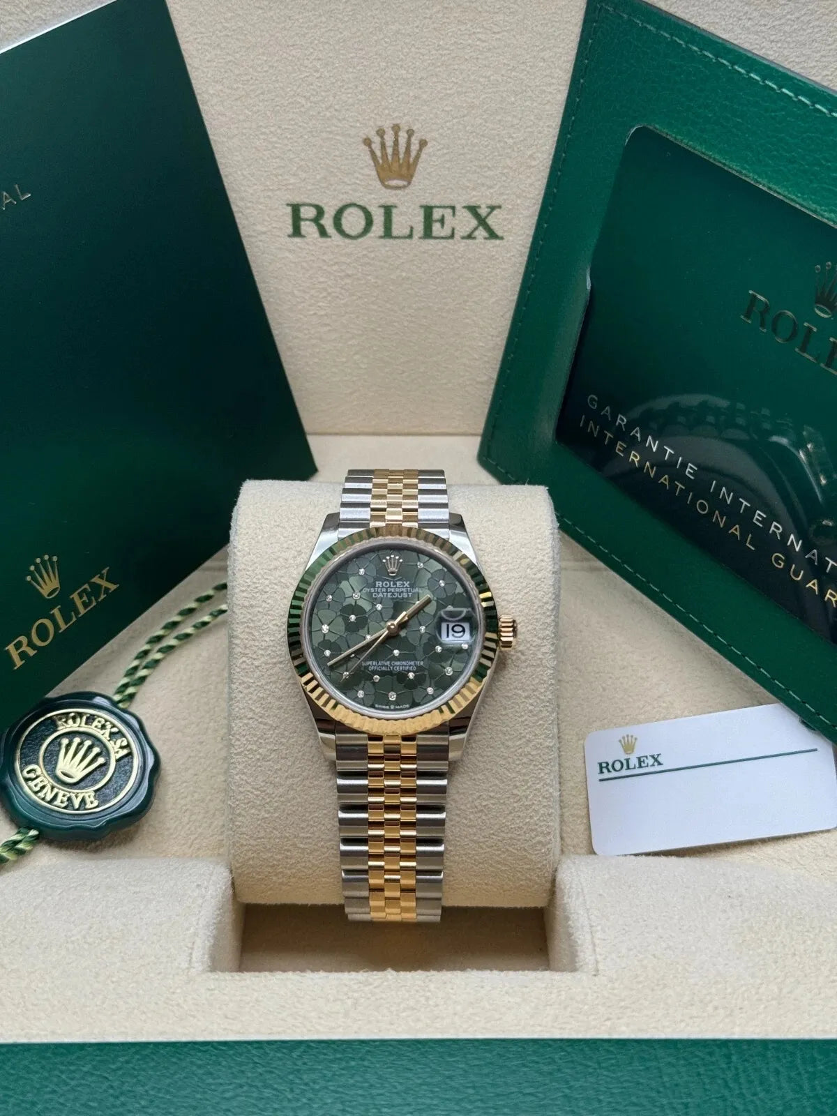 Rolex Datejust Watch 31mm 278273-0031/0032
