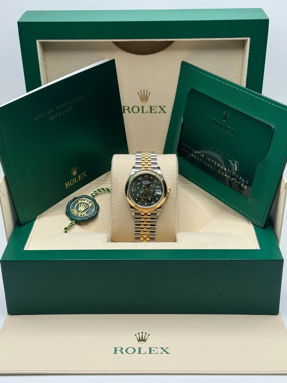 Rolex Datejust Watch 31mm m278243-0031/0032