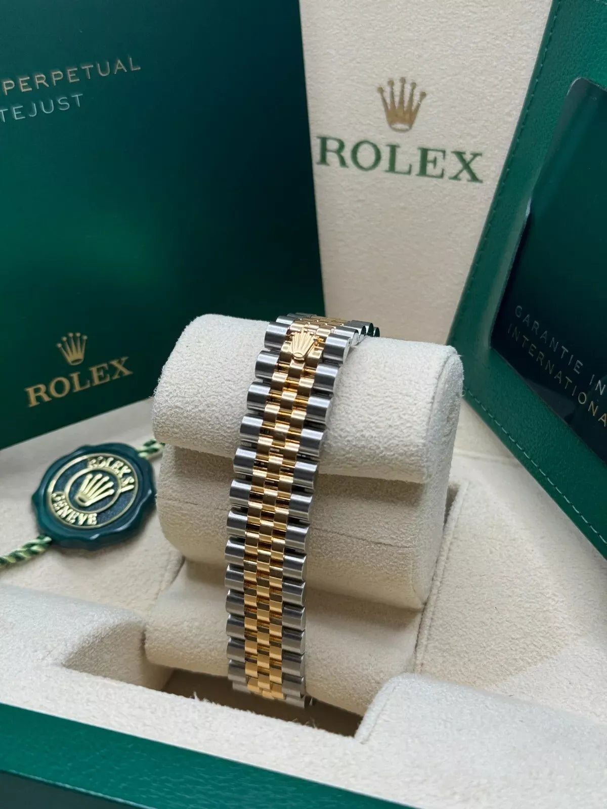 Rolex Datejust Watch 31mm m278243-0031/0032