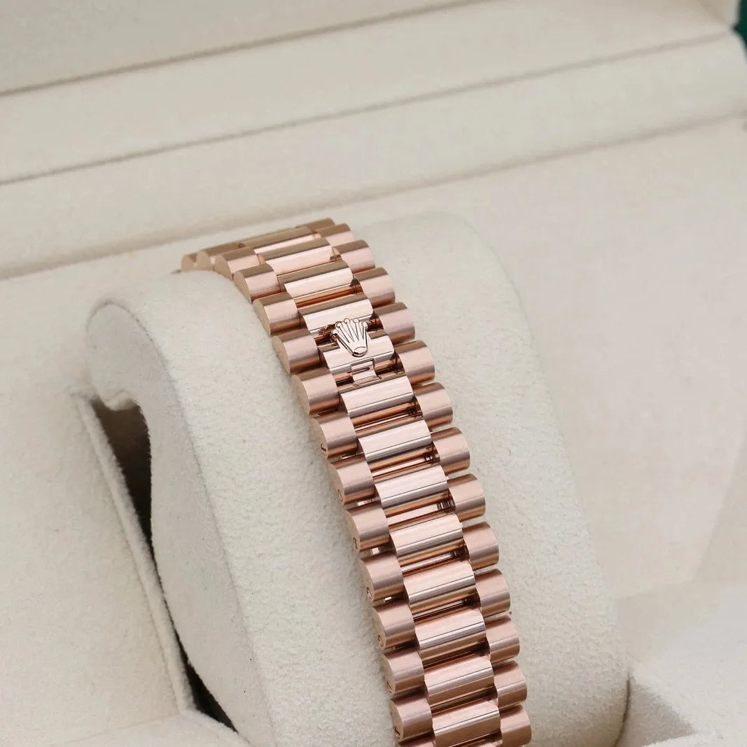 Rolex Day-Date Watch 40mm 228235