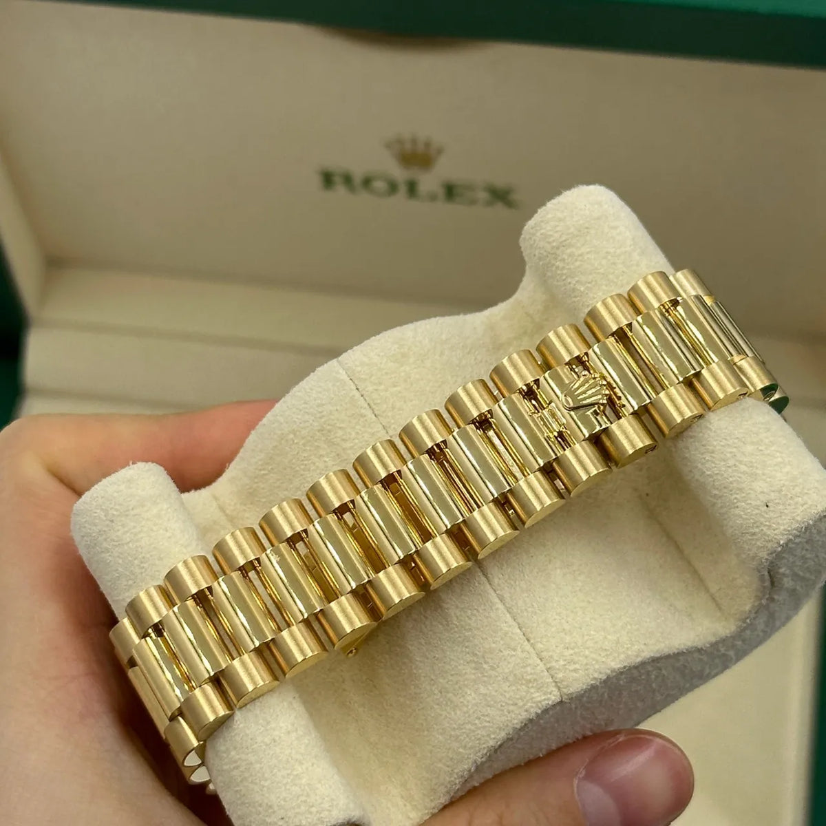 Rolex Day-Date Watch 40mm 228348RBR
