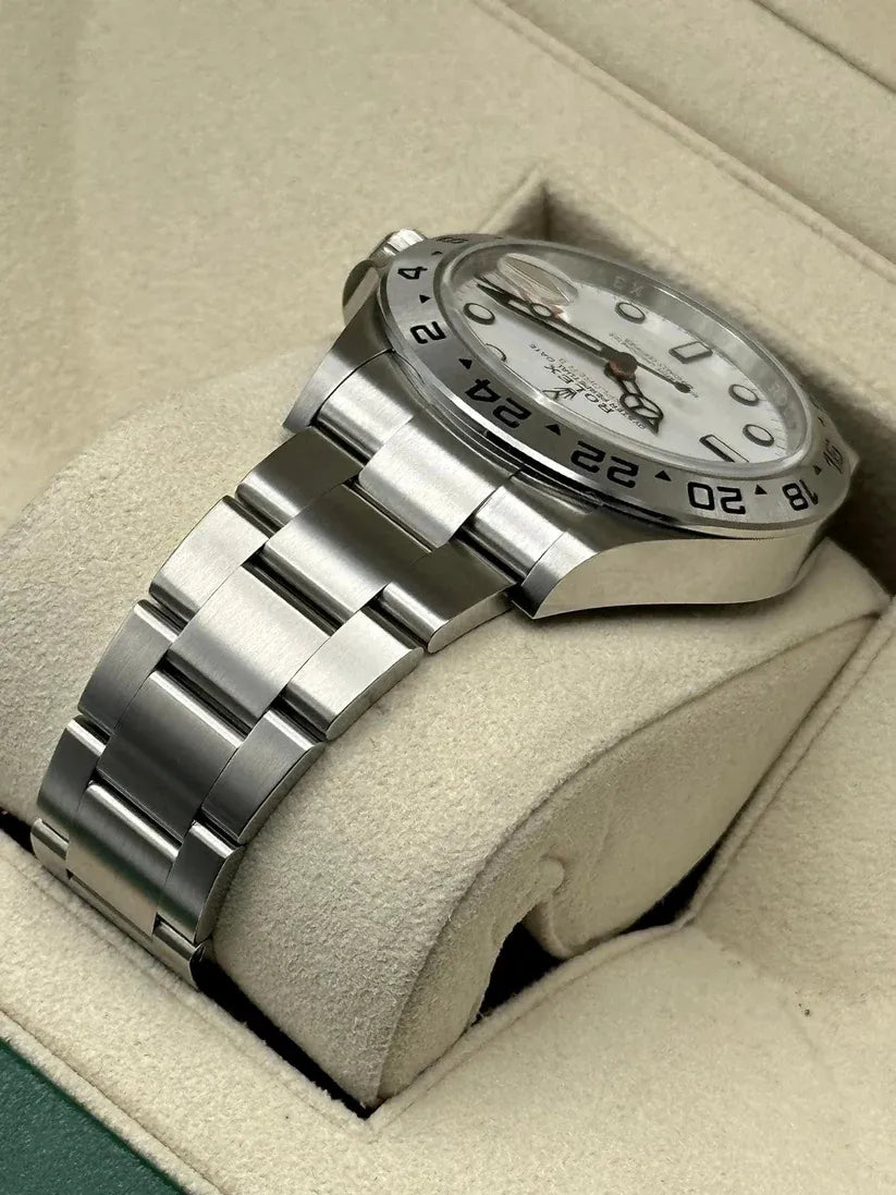 Rolex Explorer II Watch 42mm 226570