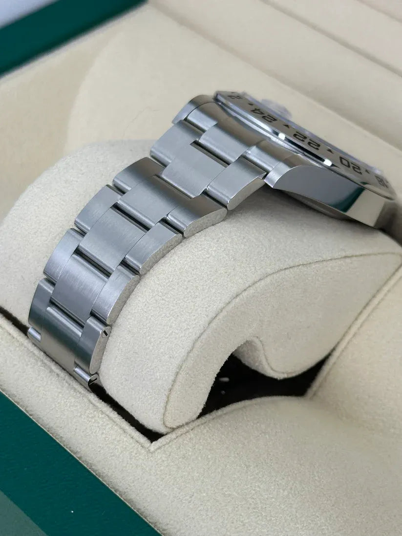 Rolex Explorer II Watch 42mm 226570