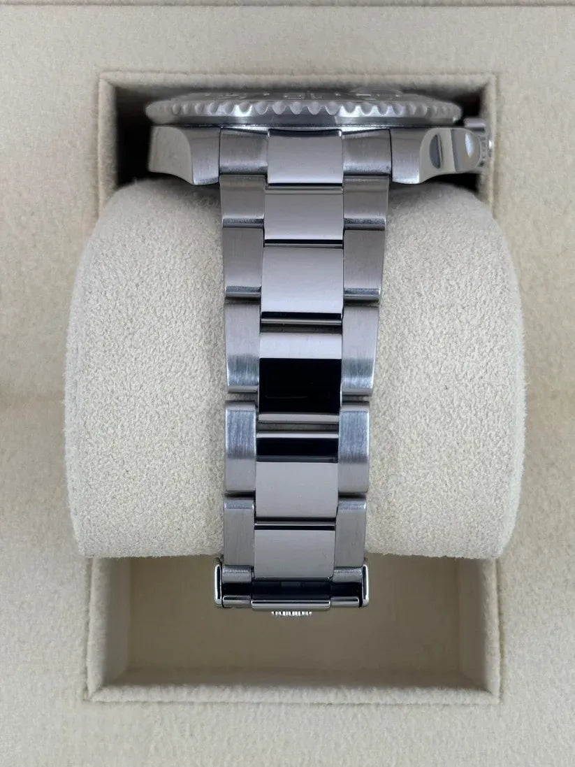 Rolex GMT-Master II Watch 40mm 116710LN