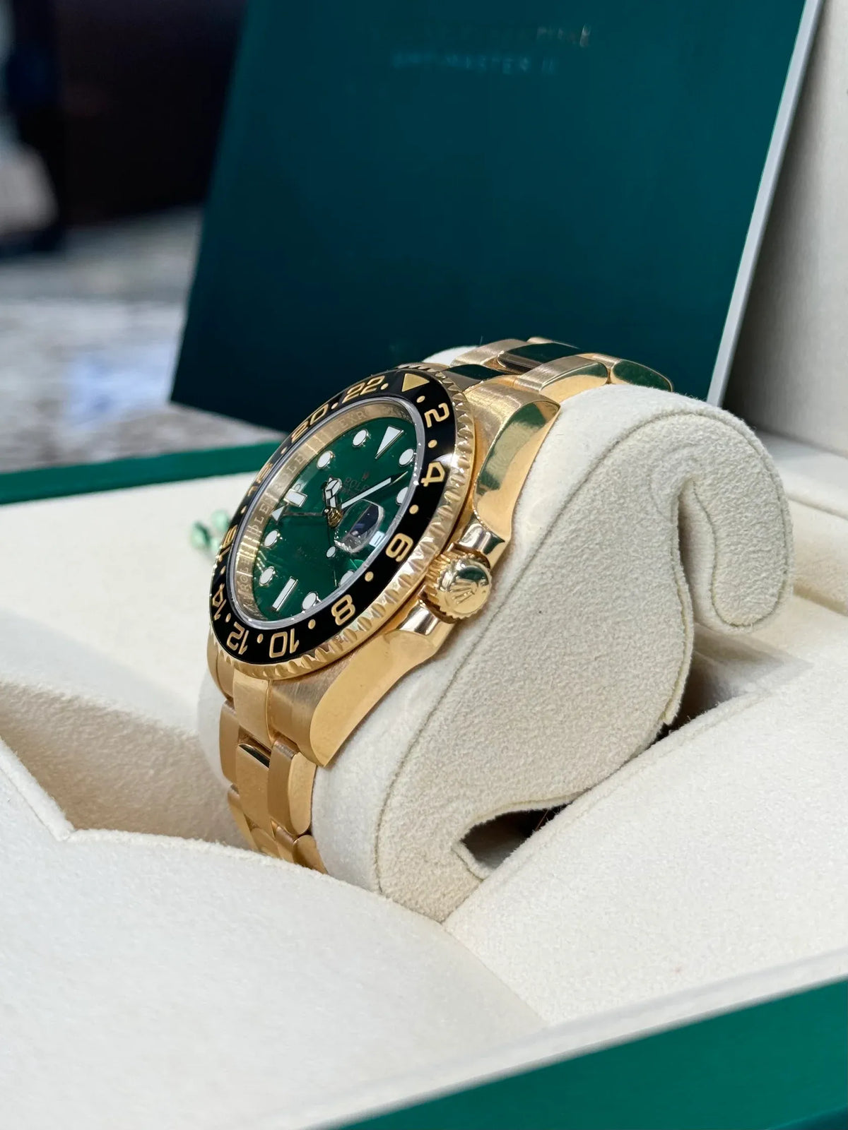Rolex GMT Master II Watch 40mm 116718GSO