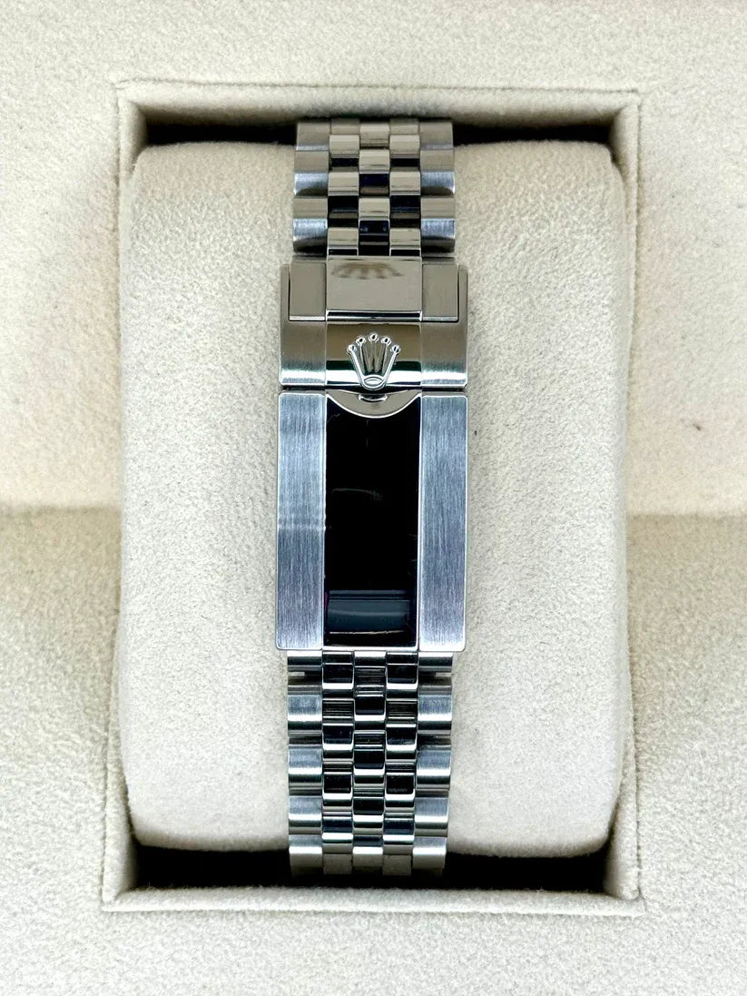 Rolex GMT-Master II Watch 40mm 126710blnr-0002
