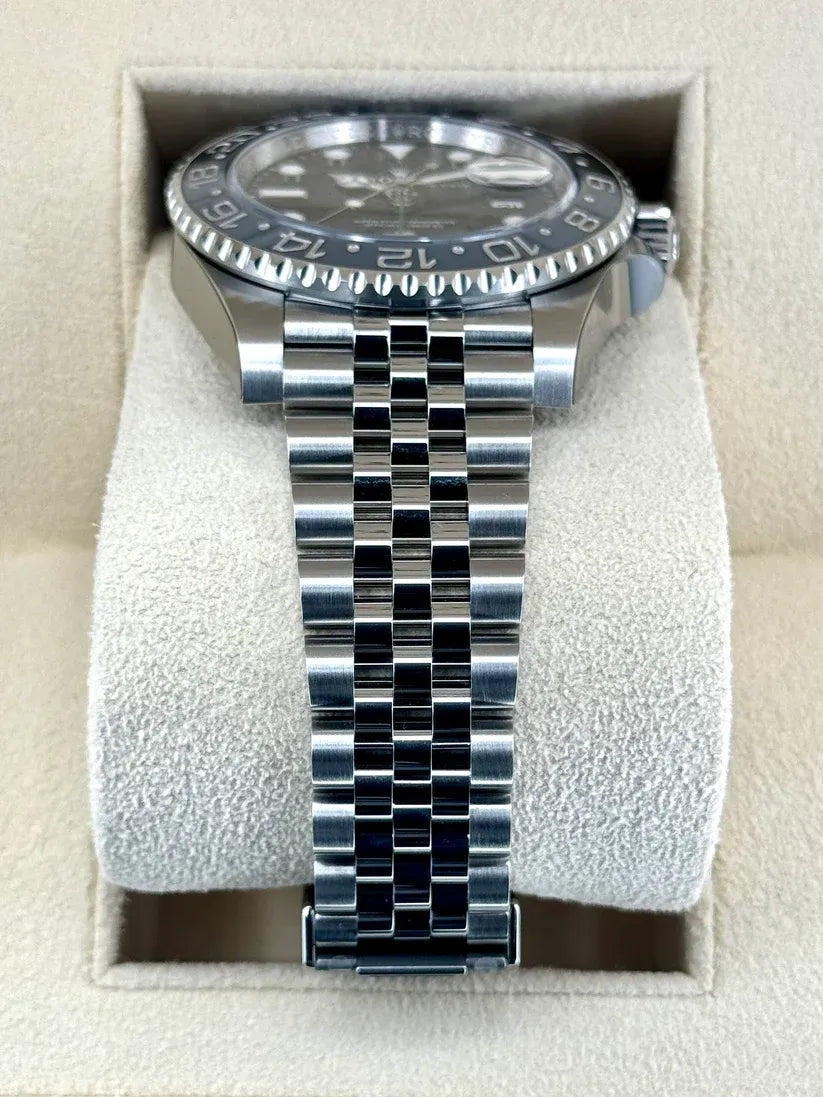 Rolex GMT-Master II Watch 40mm 126710GRNR-0003