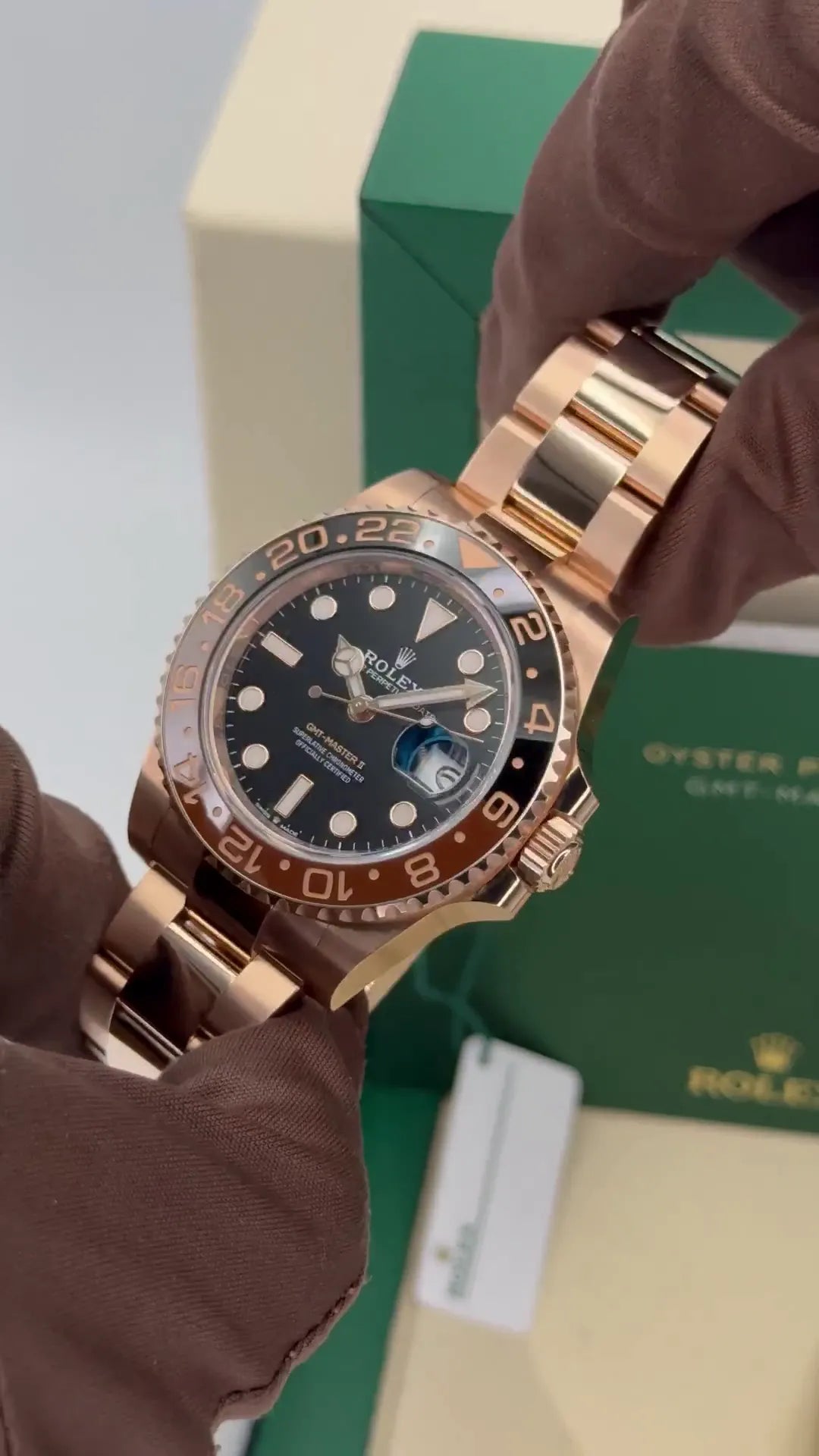 Rolex GMT-Master II Watch 40mm 126715chnr-0001